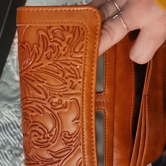 Wallet - Picture 6 of 7